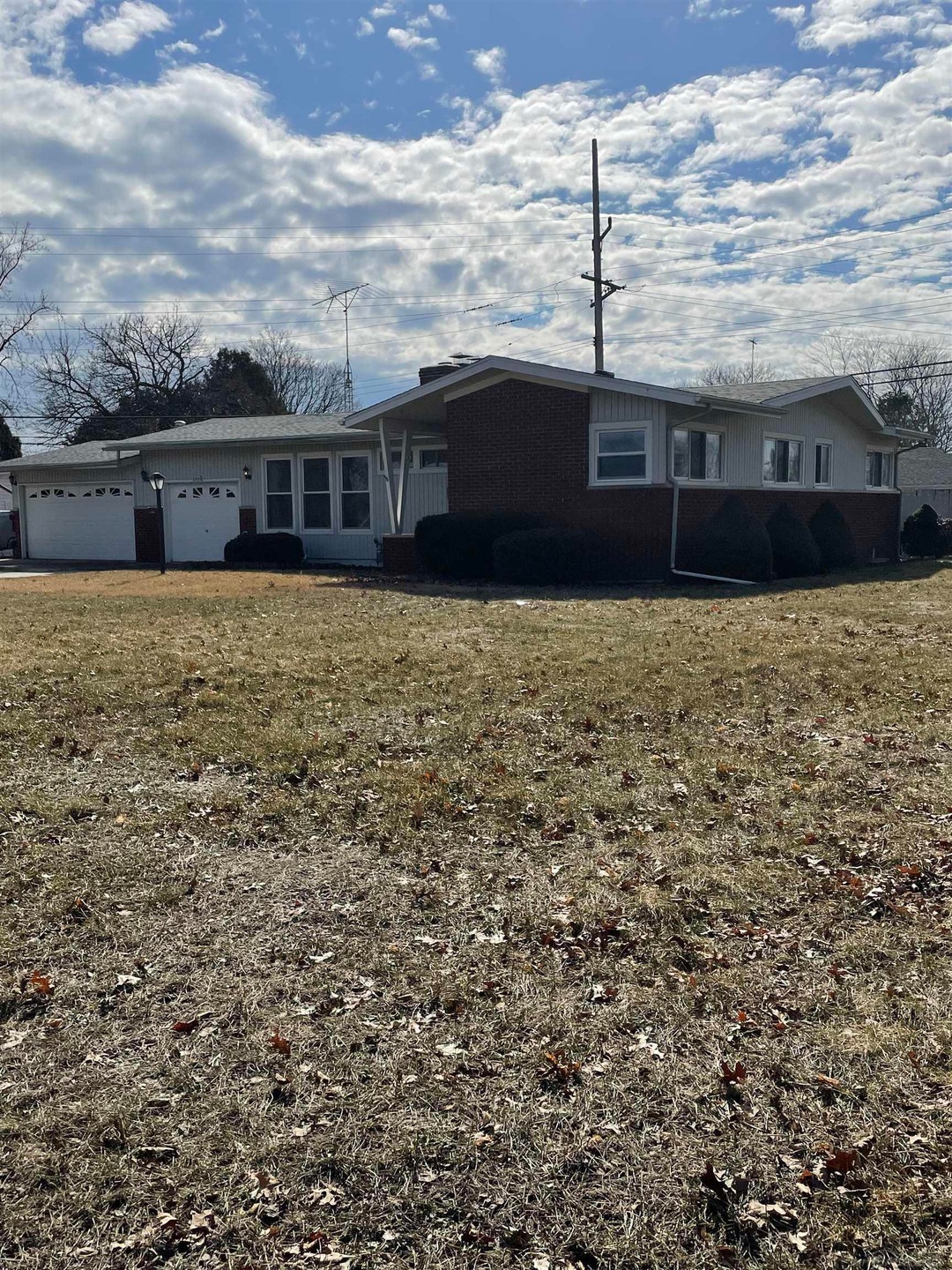 2405 Riverside Dr, Port Huron, MI 48060 - photo 1