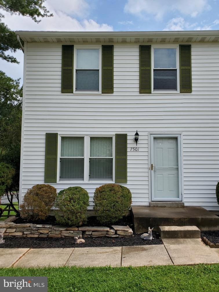 7501 Braemar Ct, Sykesville, MD 21784 - photo 1