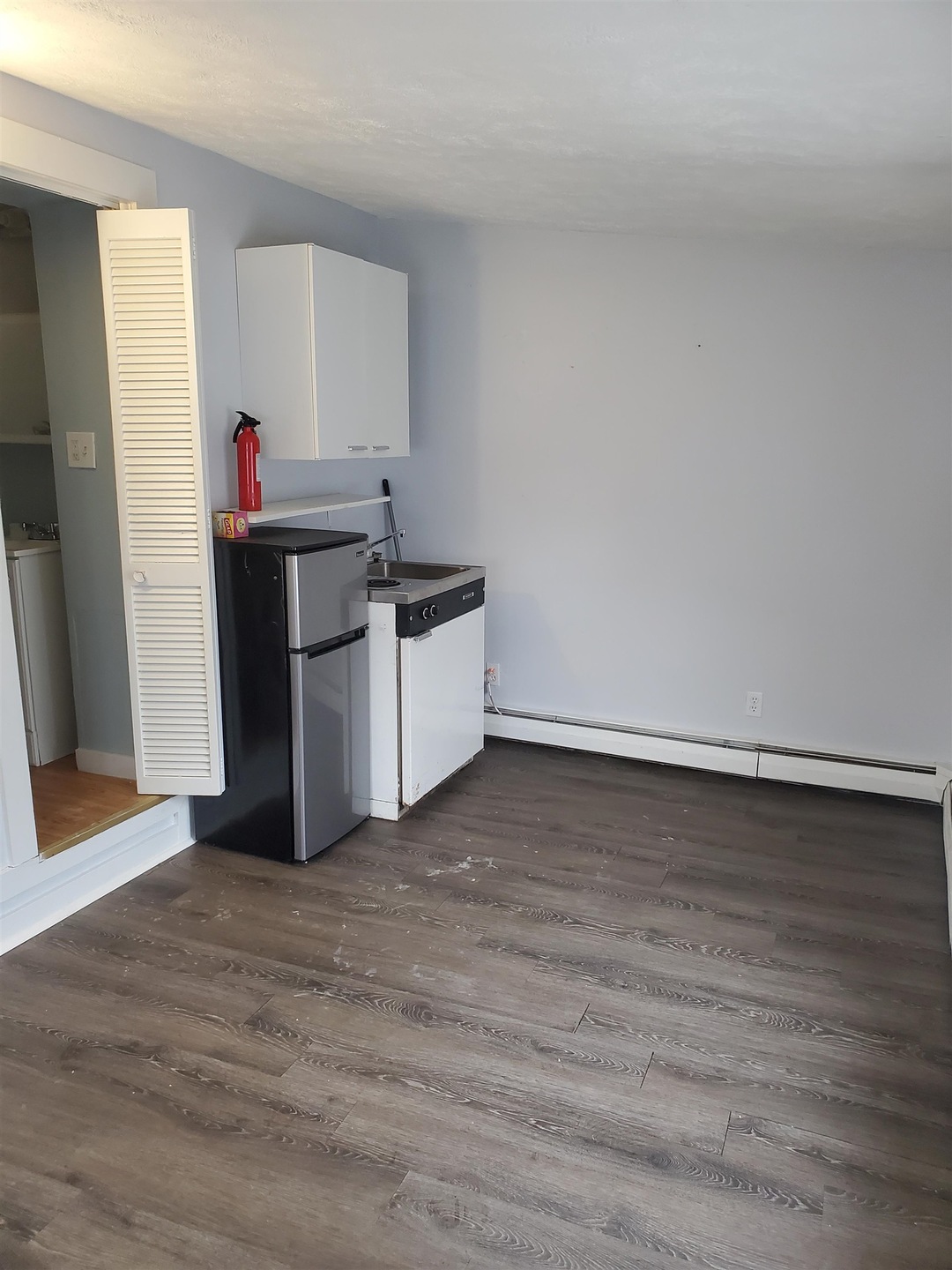 30 Elm St unit 8, Whitefield, NH 03598 - photo 1