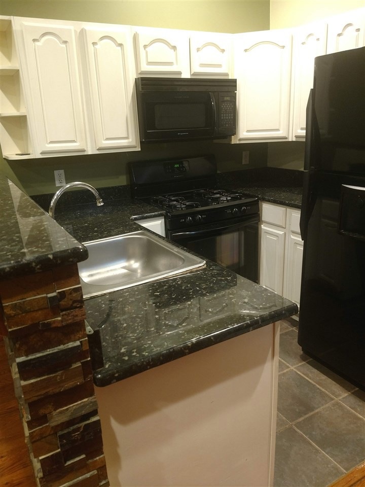 243 Pearsall Ave unit 1L, Jersey City, NJ 07305 - photo 1