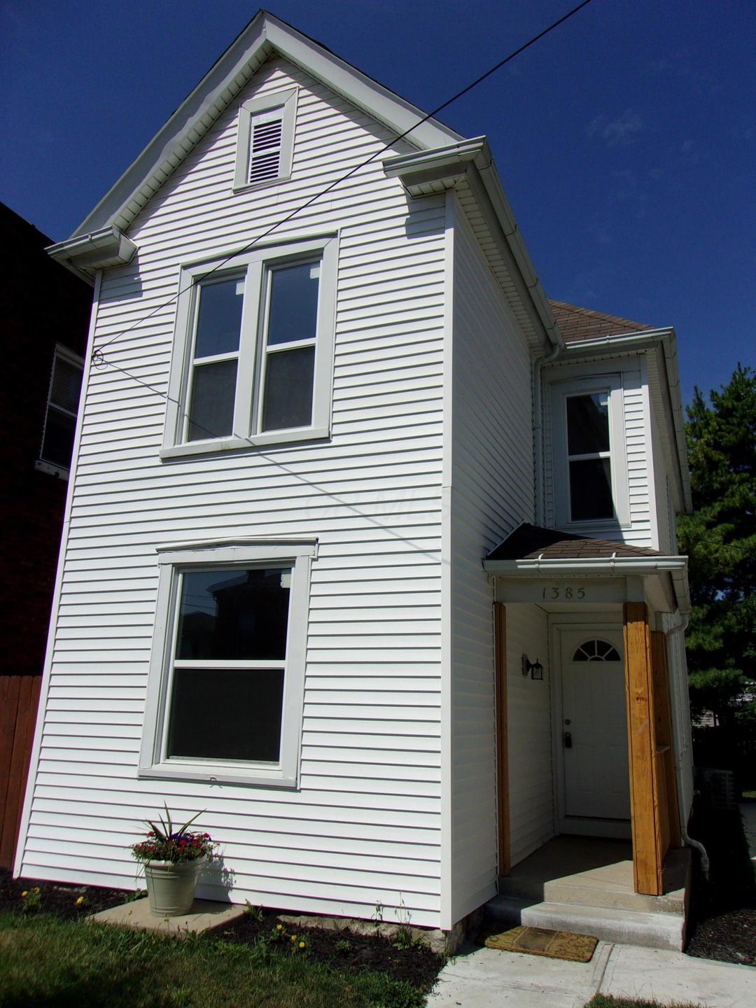 1385 S 3rd exterior