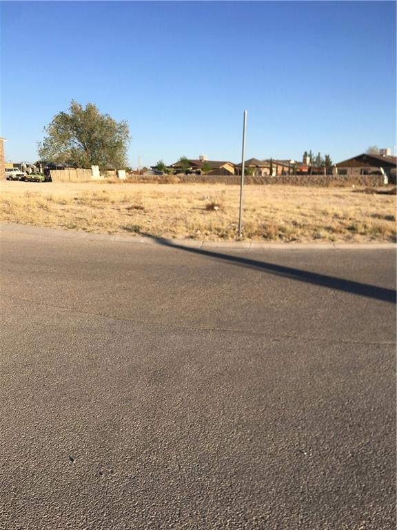 14400 Teichelkamp Dr, Horizon City, TX 79928 - photo 1