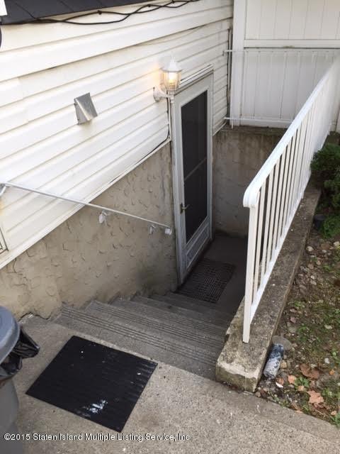 6785 Hylan Blvd, Staten Island, NY 10309 - photo 1