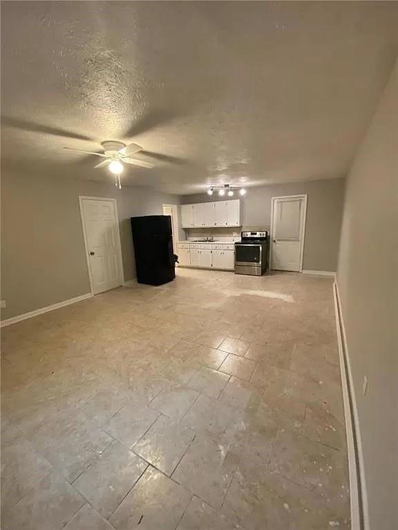 212 Chandler St unit 2, Calhoun, GA 30701 - photo 1