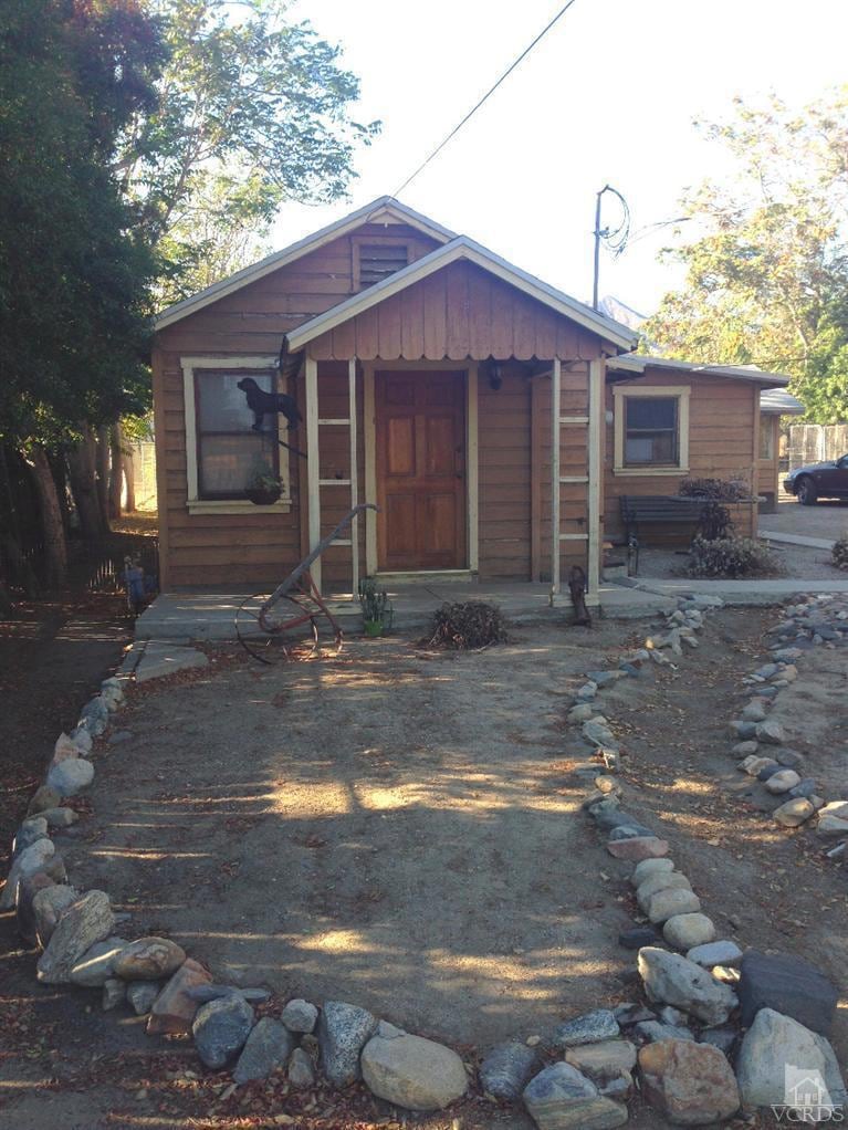 14847 Bledsoe St, Sylmar, CA 91342 - photo 1