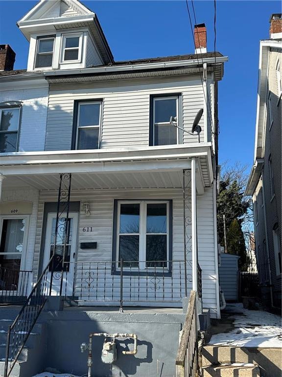 611 Maple St, Bethlehem, PA 18018 - photo 1