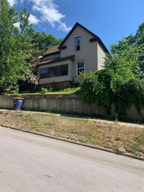 754 Olympia St SW, Grand Rapids, MI 49503 - photo 1