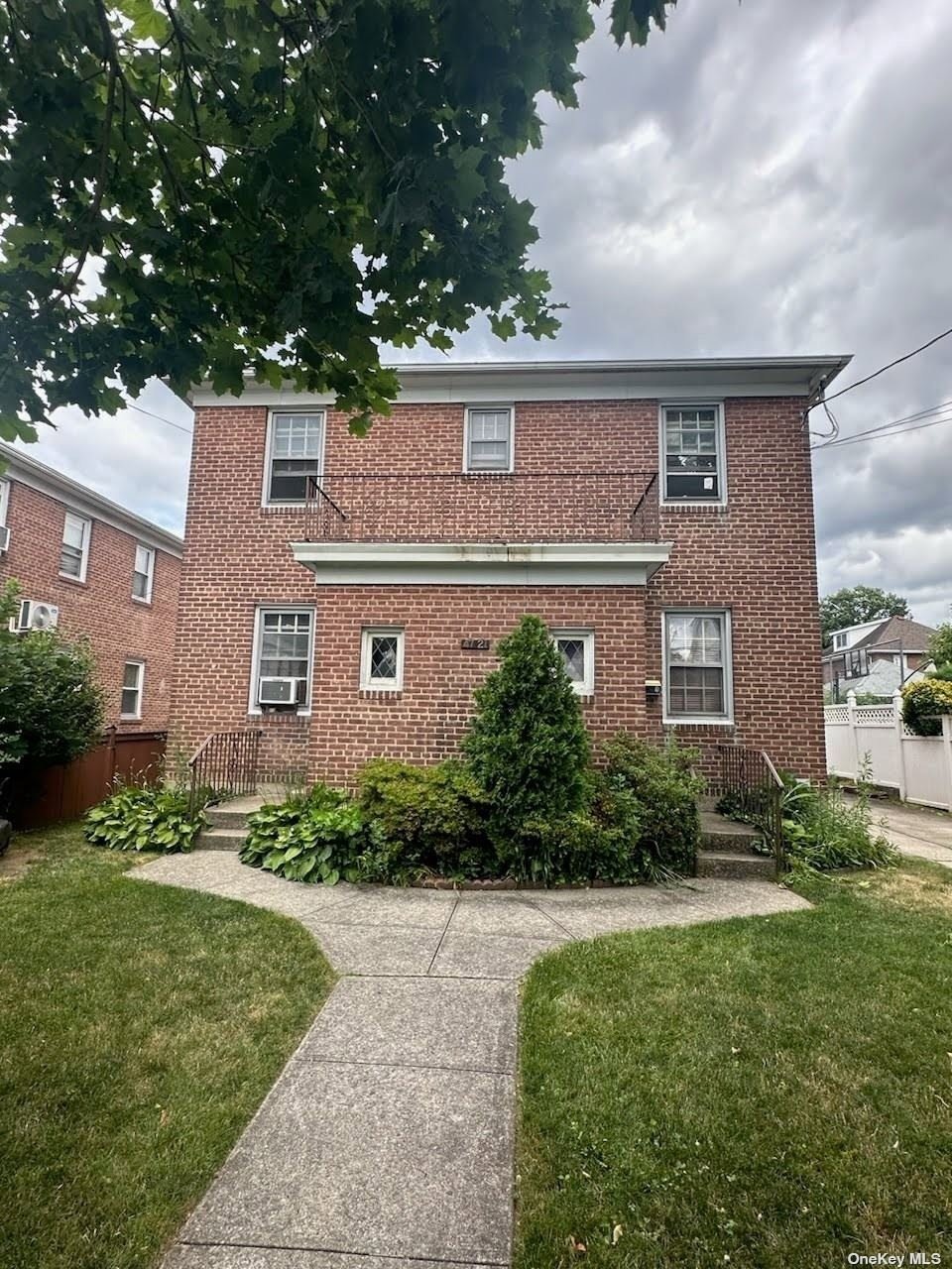 47-21 161st St, Flushing, NY 11358 - photo 1