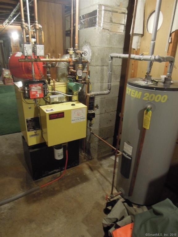 35 Schwartz Rd, Bozrah, CT 06334 - photo 1