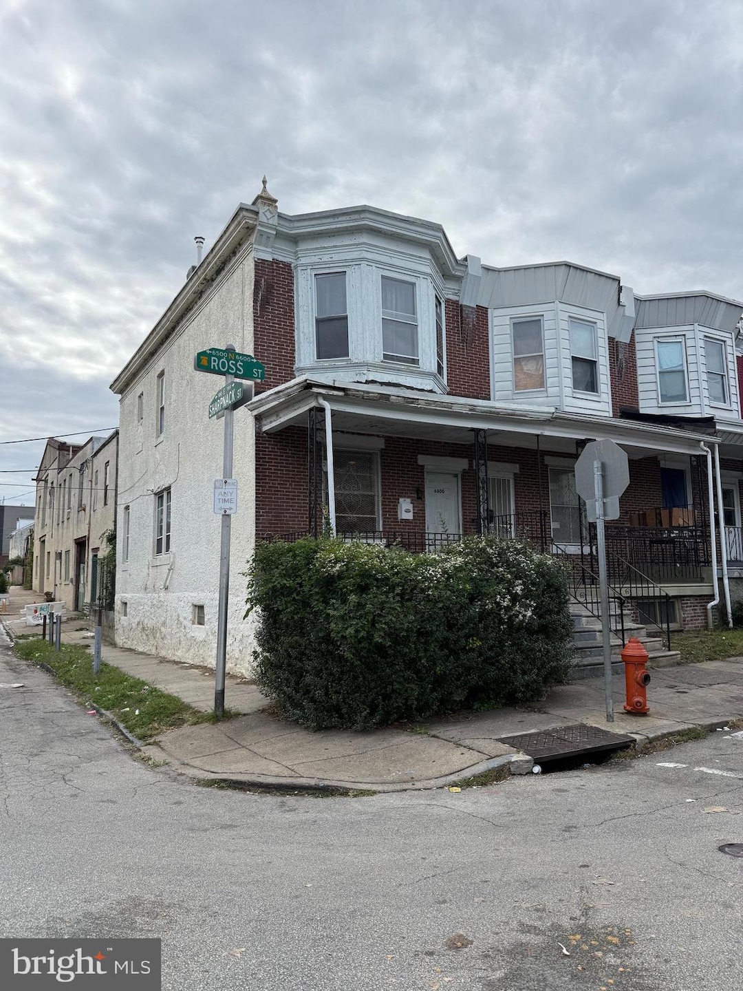 For Sale $157,900 • Co-Listing Agent