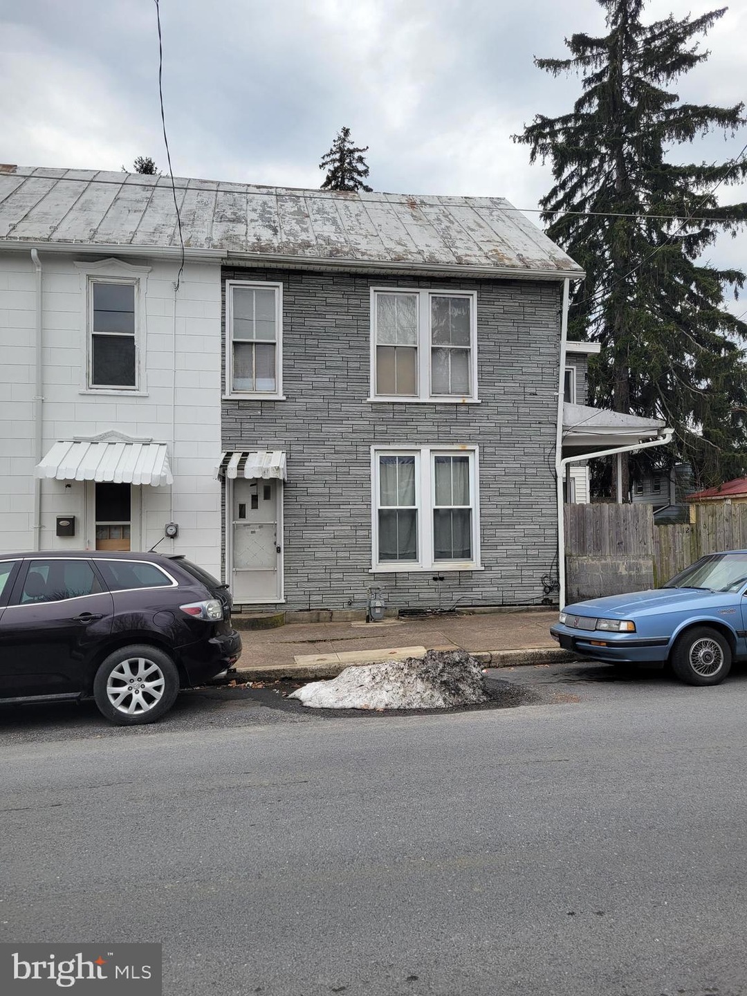 124 E Liberty St, Chambersburg, PA 17201 - photo 1