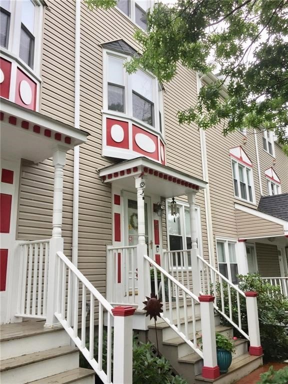 97 Evergreen St unit 5, Providence, RI 02906 - photo 1