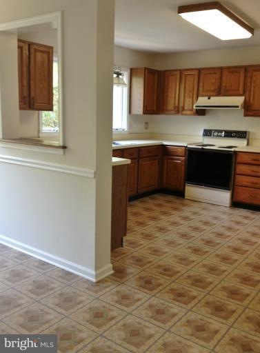 8277 Lock Ln, Warrenton, VA 20186 - photo 1