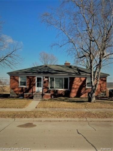 26616 Greenleaf St, Roseville, MI 48066 - photo 1