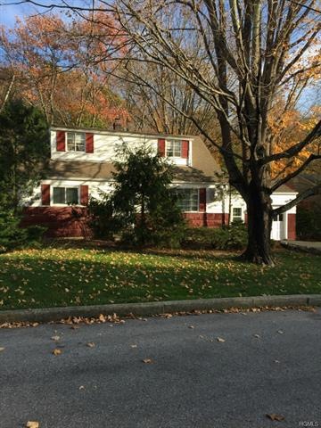 10 Oakbrook Rd, Ossining, NY 10562 - photo 1