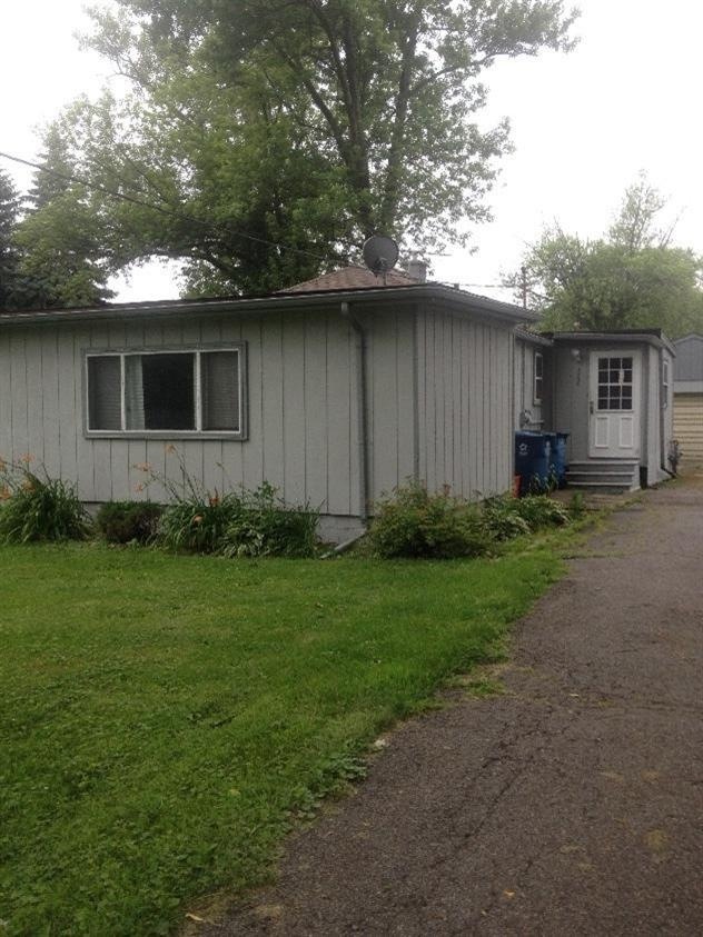 8522 Liable Rd, Highland, IN 46322 - photo 1