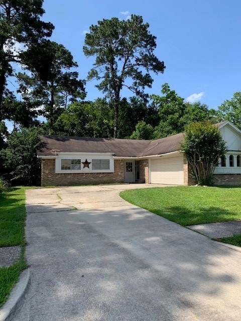 2719 Halstead Dr, Spring, TX 77386 - photo 1