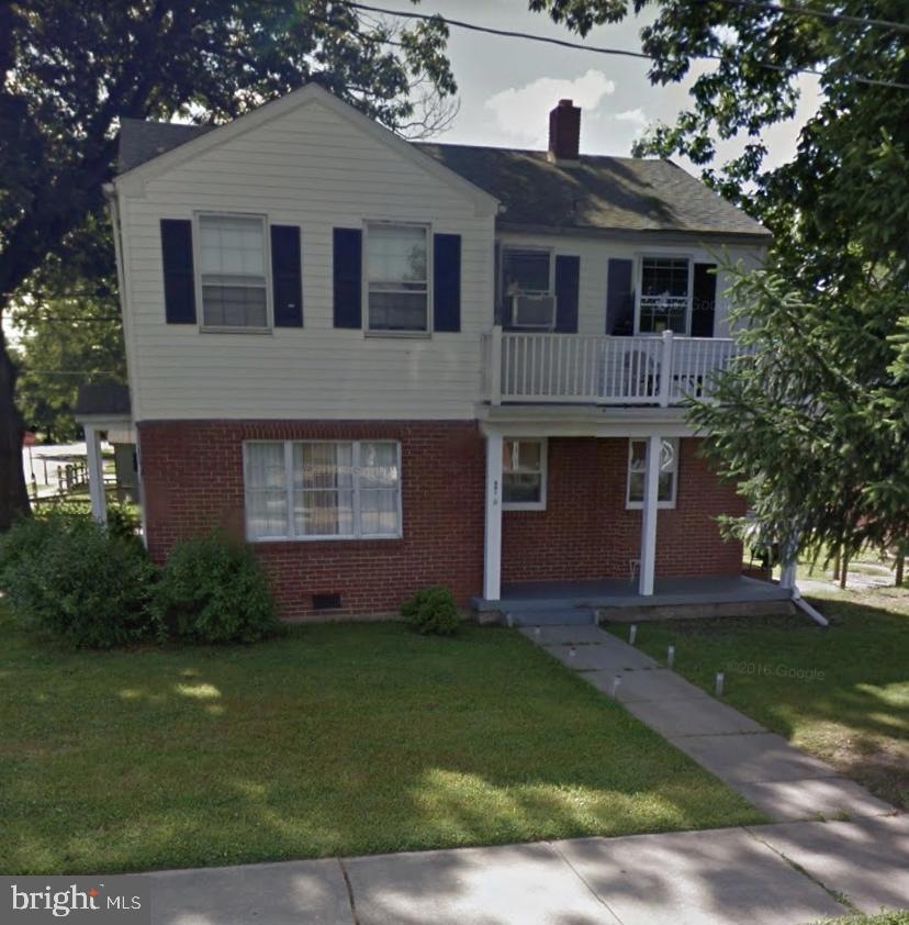 201 Gray St, Chester, PA 19013 - photo 1