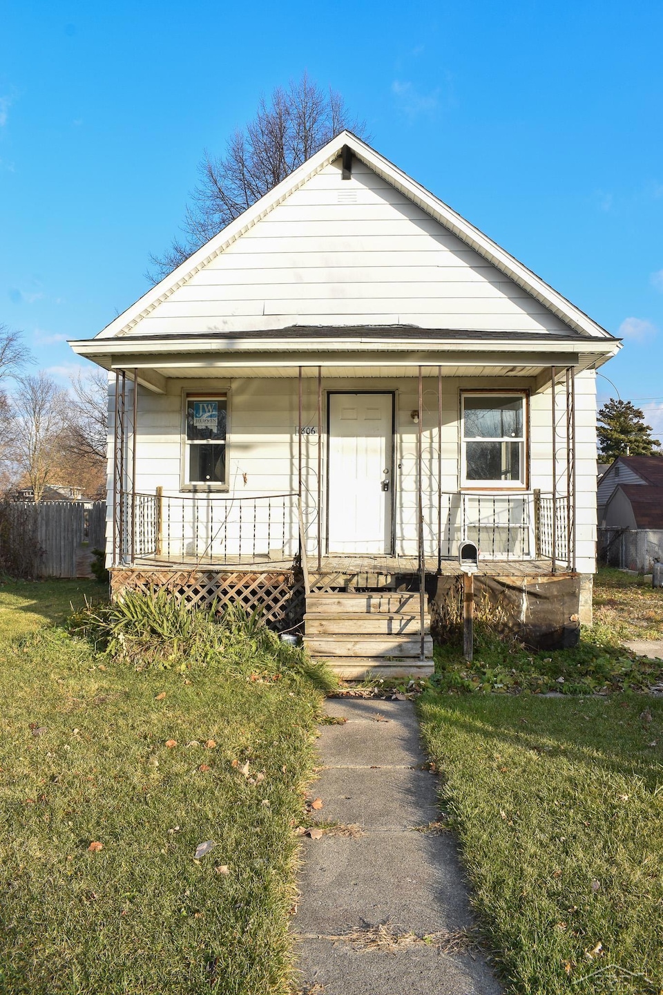 Sold $33,500 • Co-Listing Agent