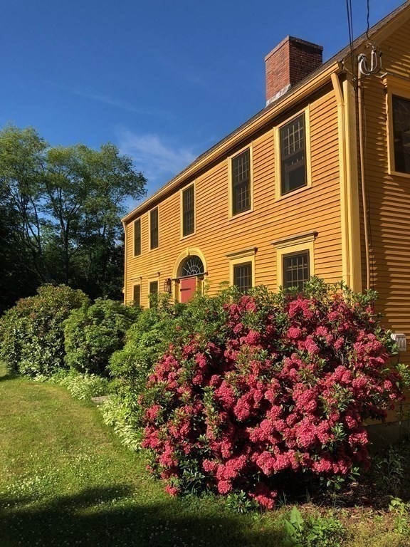 374 Wickaboag Valley Rd, West Brookfield, MA 01585 - photo 1