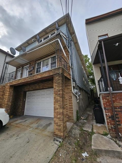 Sold $813,700 • Co-Listing Agent