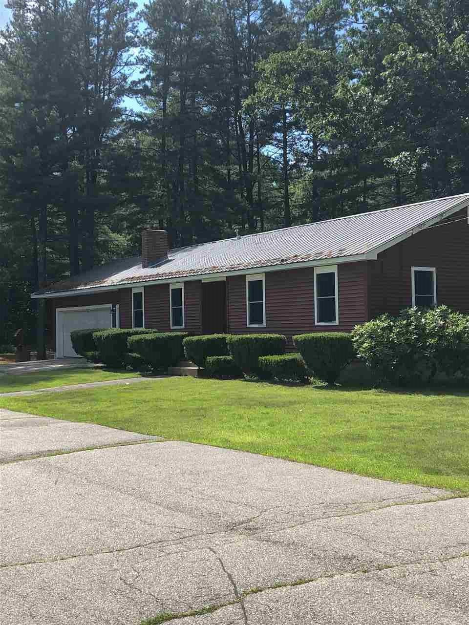 158 Chestnut Hill Rd, Rochester, NH 03867 - photo 1