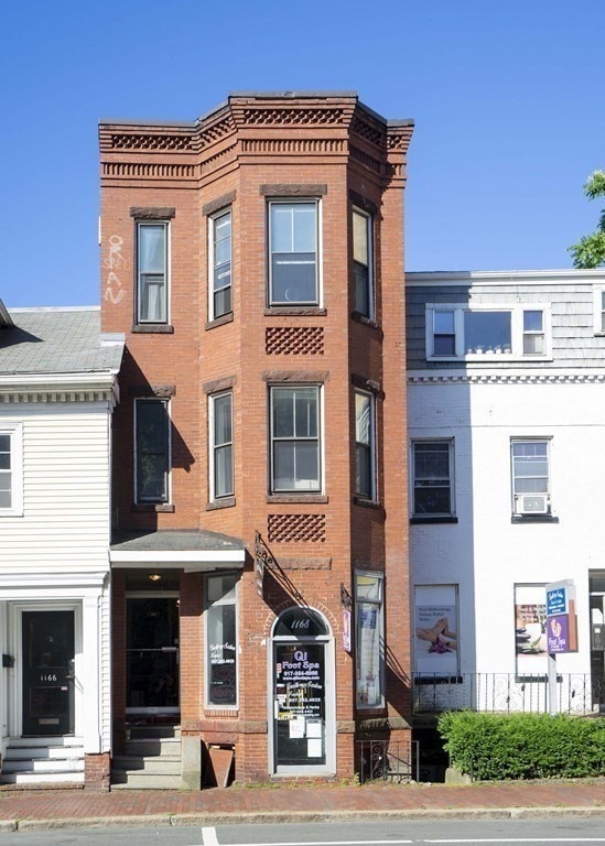 1168 Massachusetts Ave unit 2, Cambridge, MA 02138 - photo 1