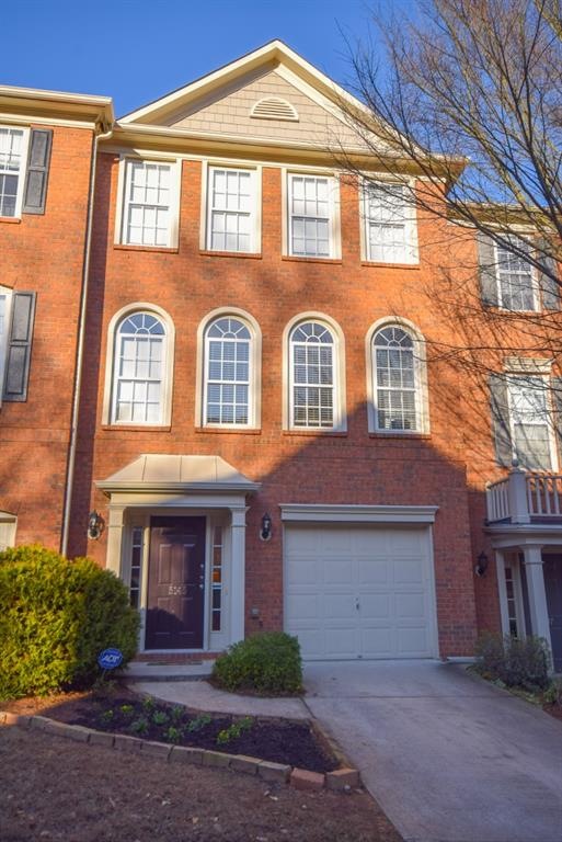 Beautiful townhome near Suntrust Park
