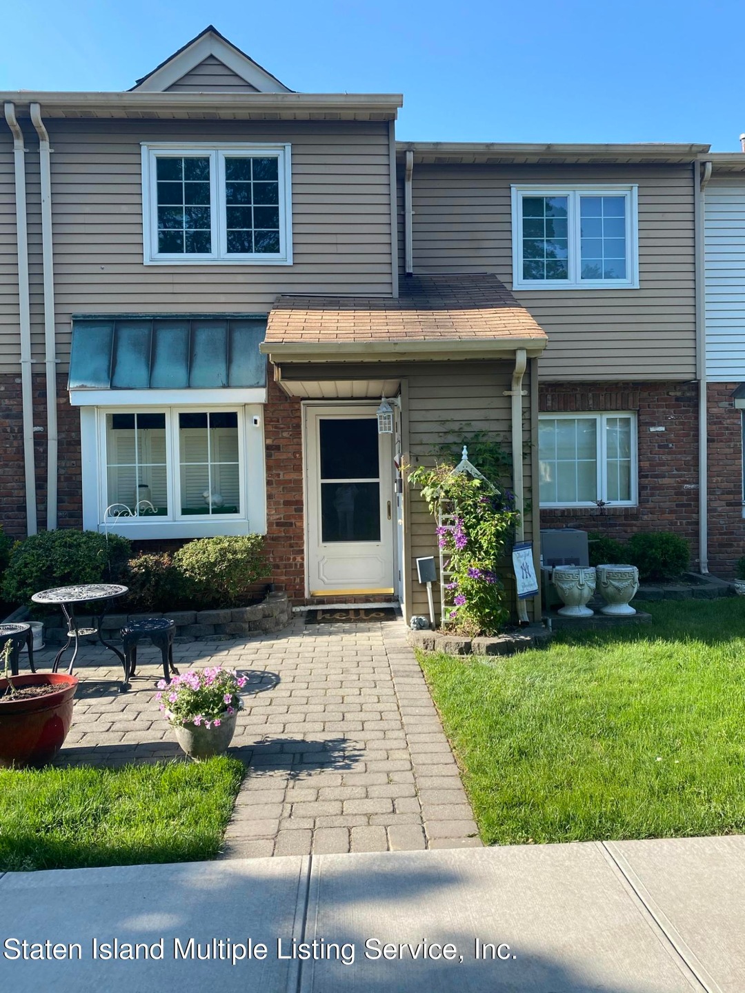 12 Franklin Ln unit B, Staten Island, NY 10306 - photo 1