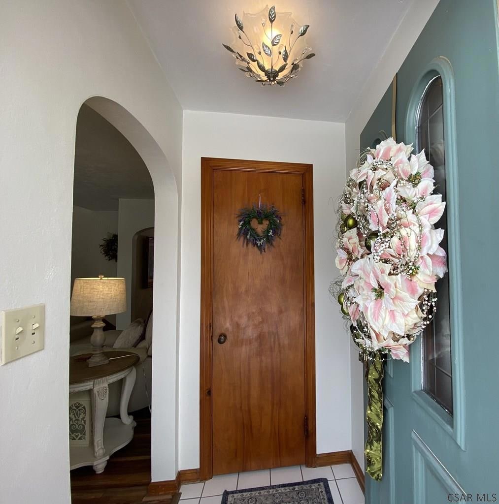 446 Dickinson St, Johnstown, PA 15905 - photo 1