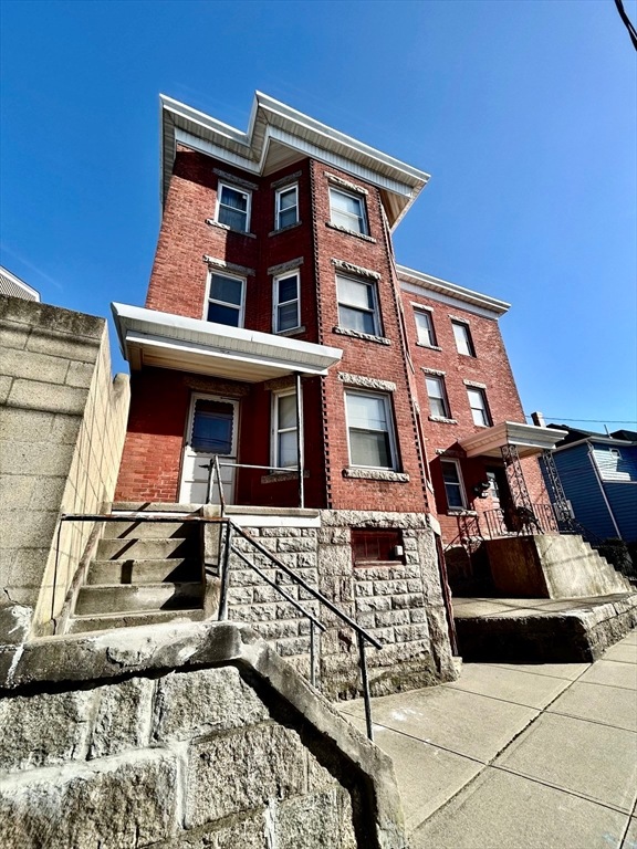 70 Jencks St, Fall River, MA 02723 - photo 1