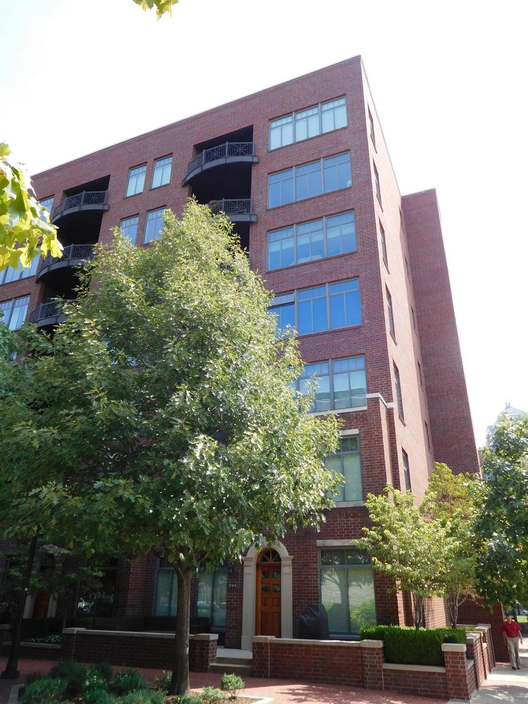 250 Daniel Burnham Square, Unit 502