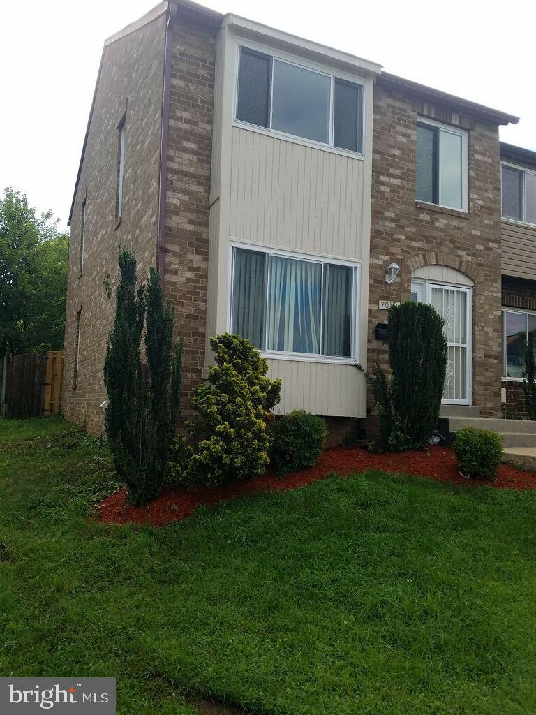 7019 Cipriano Woods Ct, Lanham, MD 20706 - photo 1