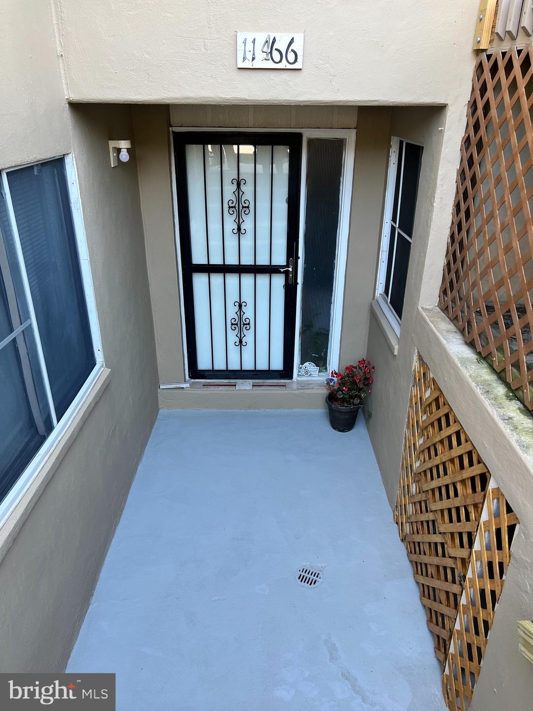 11466 Laurelwalk Dr, Laurel, MD 20708 - photo 1