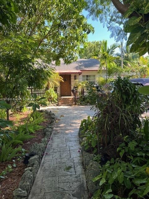 For Rent $1,200/month