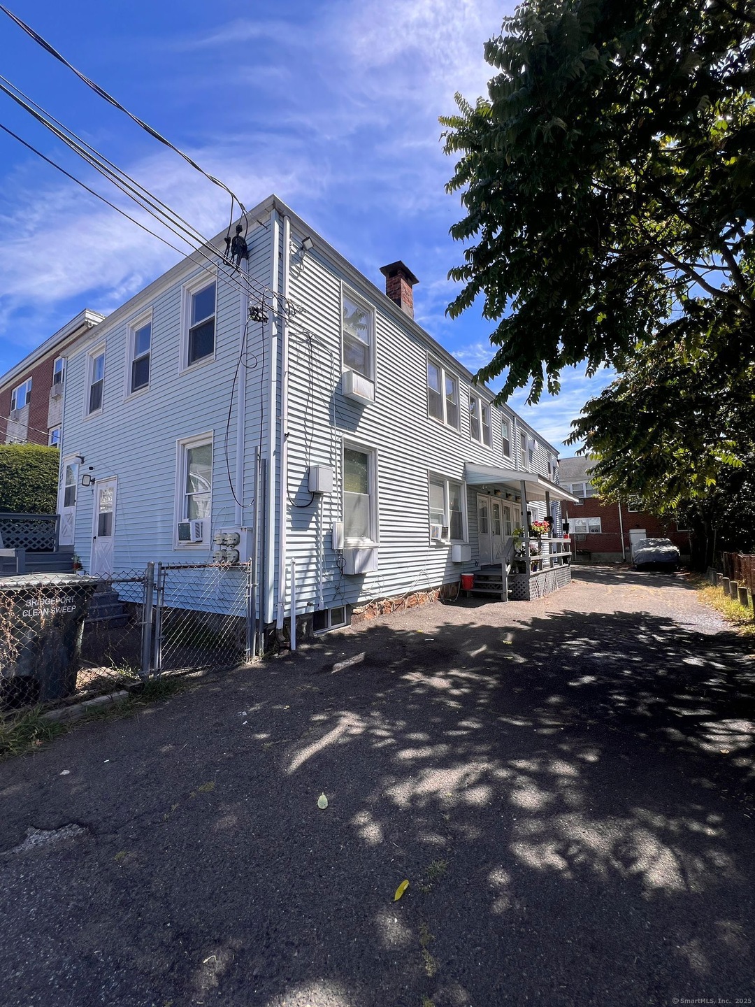 143 Jackson Ave unit 2A, Bridgeport, CT 06606 - photo 1