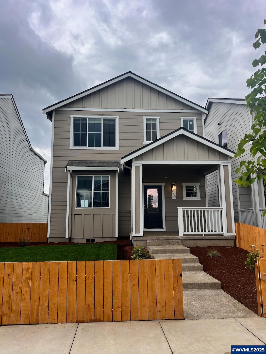 Sold $399,900