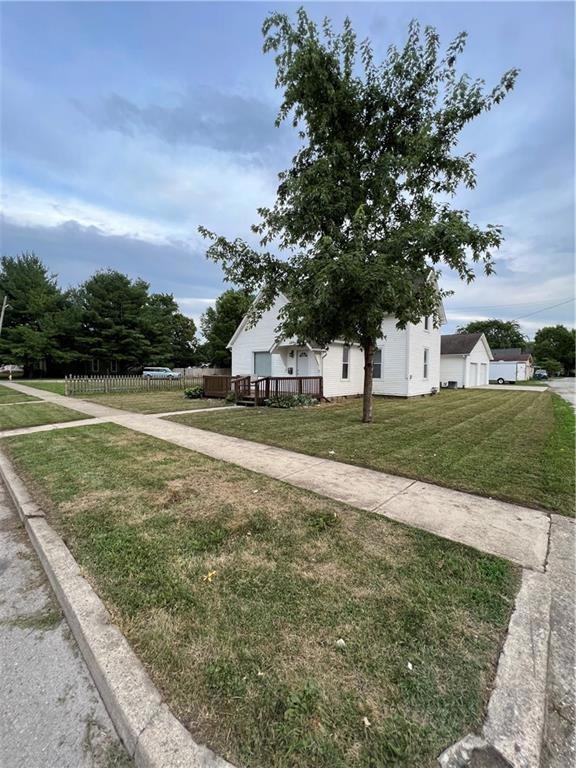 204 E 3rd St, Sheridan, IN 46069 - photo 1