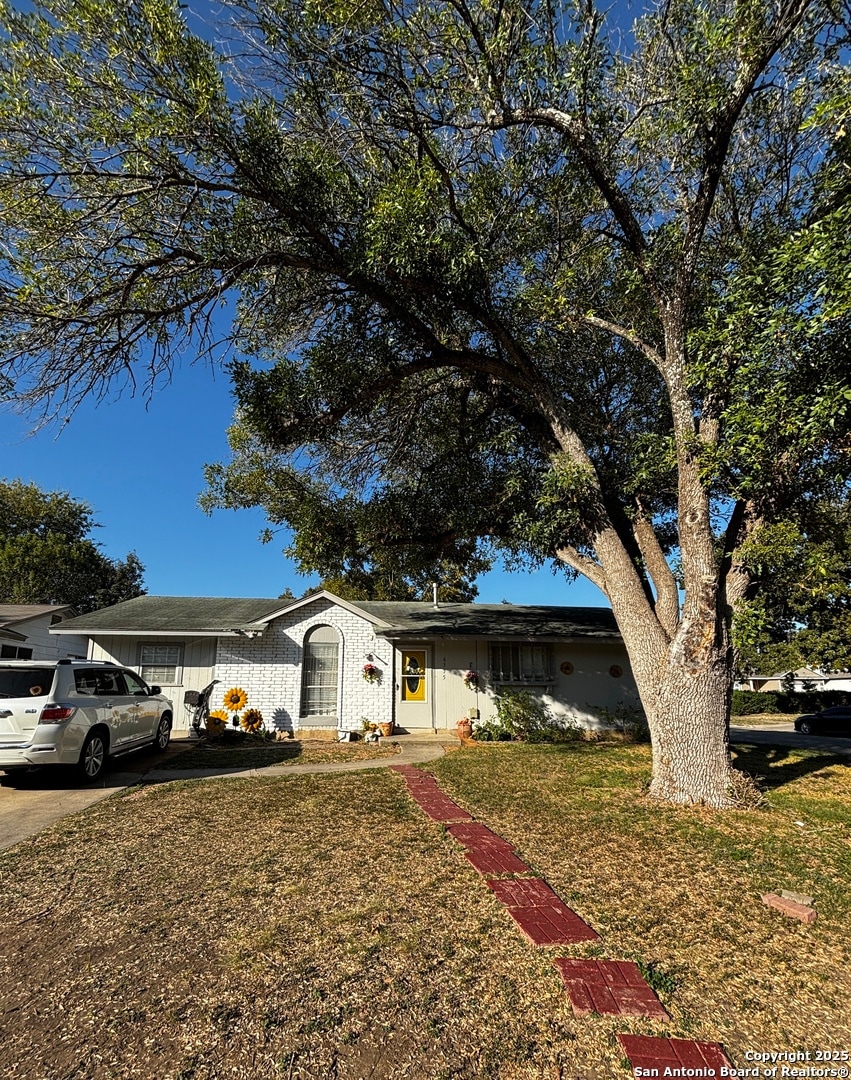 4355 Redcap Dr, San Antonio, TX 78222 - photo 1