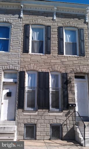 2529 Woodbrook Ave, Baltimore, MD 21217 - photo 1
