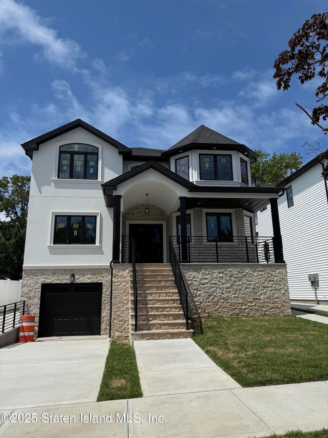 1051 Edgegrove Ave, Staten Island, NY 10309 - photo 1