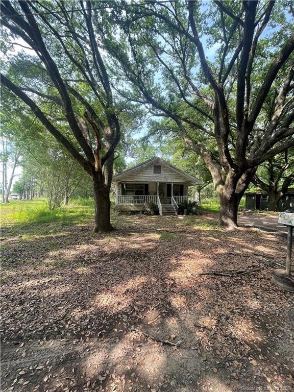 2004 Demary Rd, Jennings, LA 70546 - photo 1
