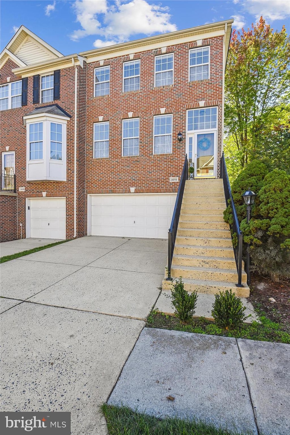 43113 Forest Edge Square, Broadlands, VA 20148 - photo 1