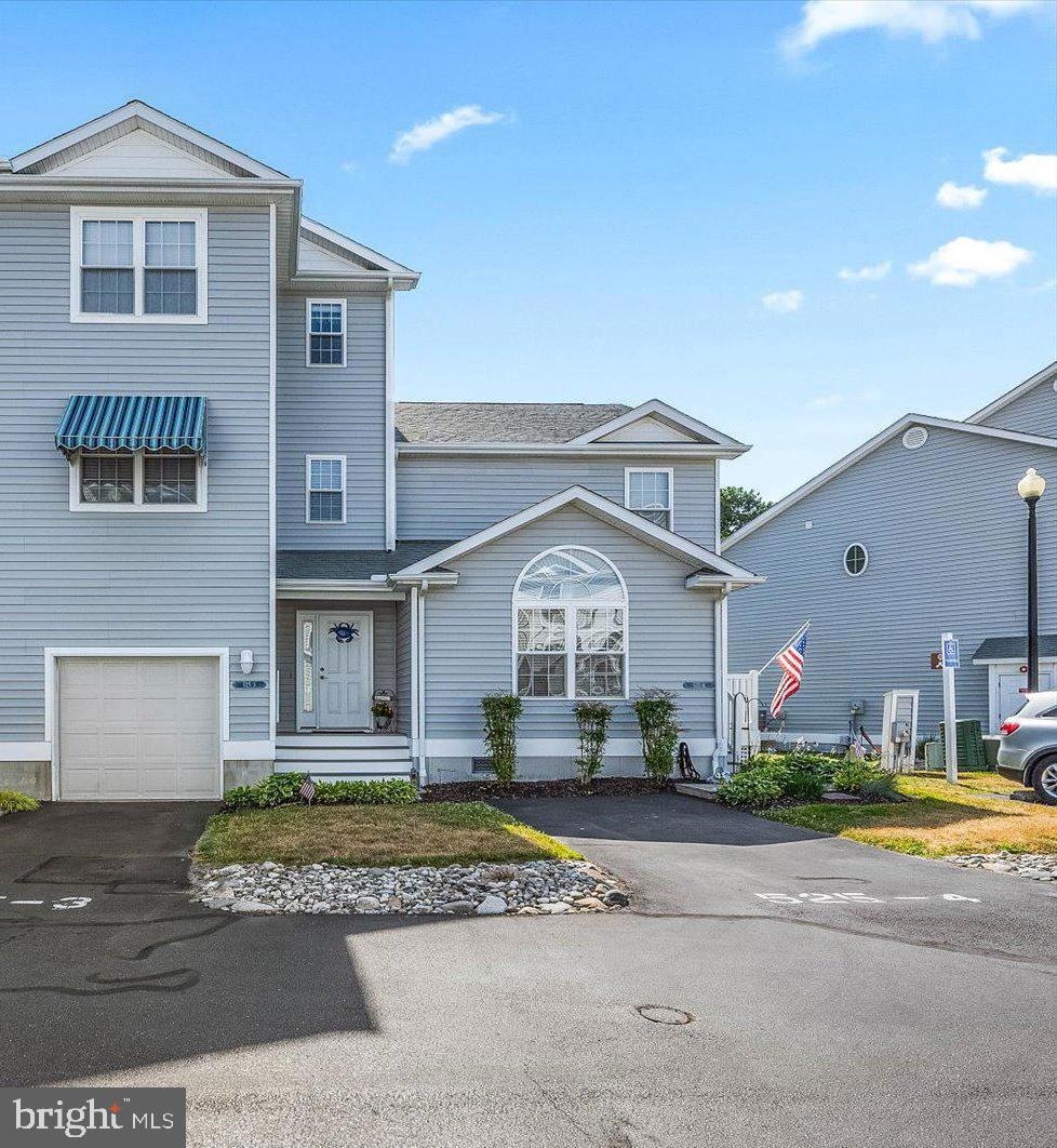 525 Yacht Club Dr unit 3, Berlin, MD 21811 - photo 1