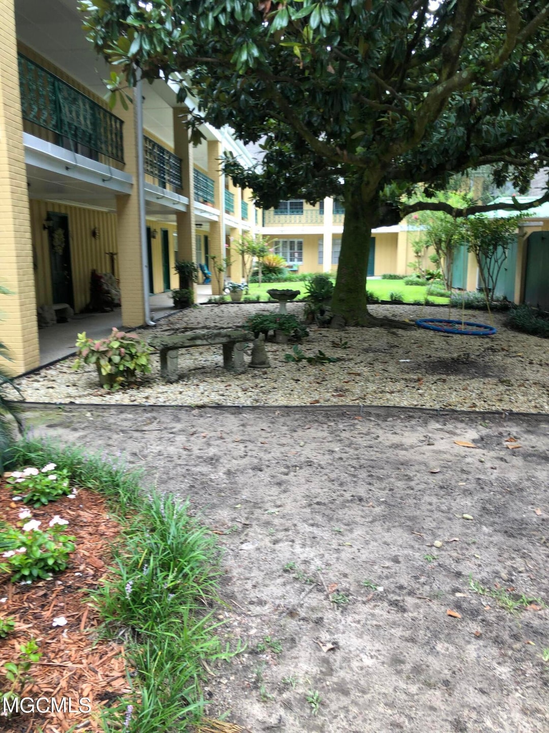 5AADC8CA-DF18-4172-B481-5F07355BF62E