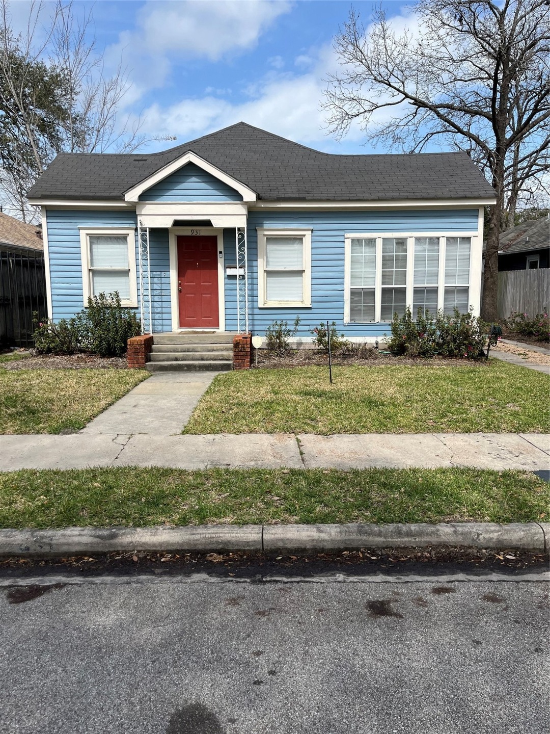 931 Fugate St, Houston, TX 77009 - photo 1