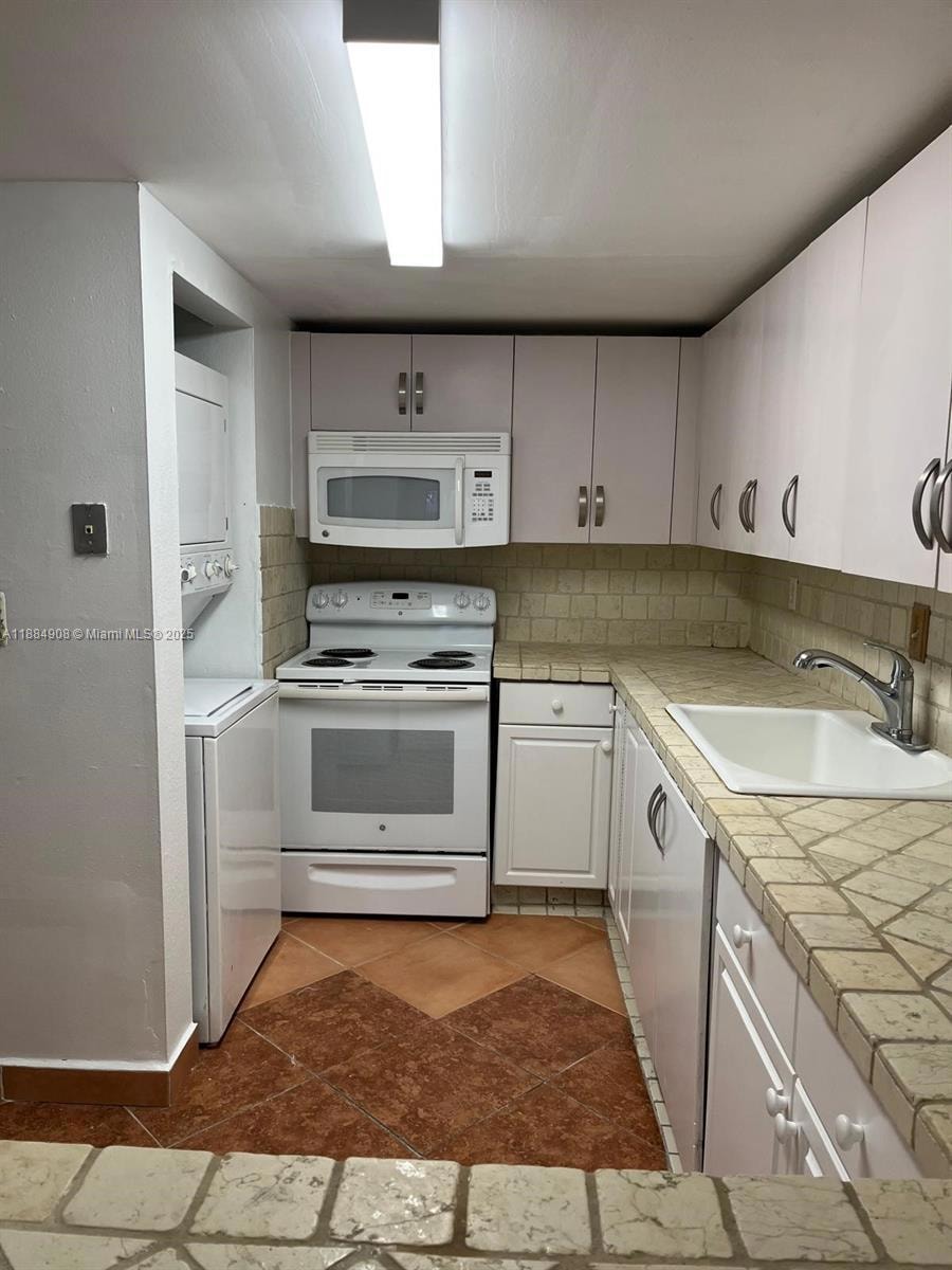 For Rent $2,100/month