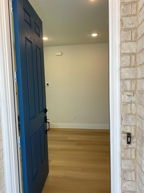 7664 Resting Mews Ln, North Richland Hills, TX 76182 - photo 1