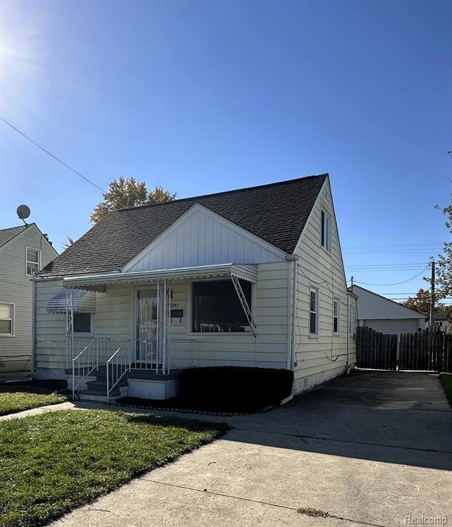 26291 Clancy St, Roseville, MI 48066 - photo 1