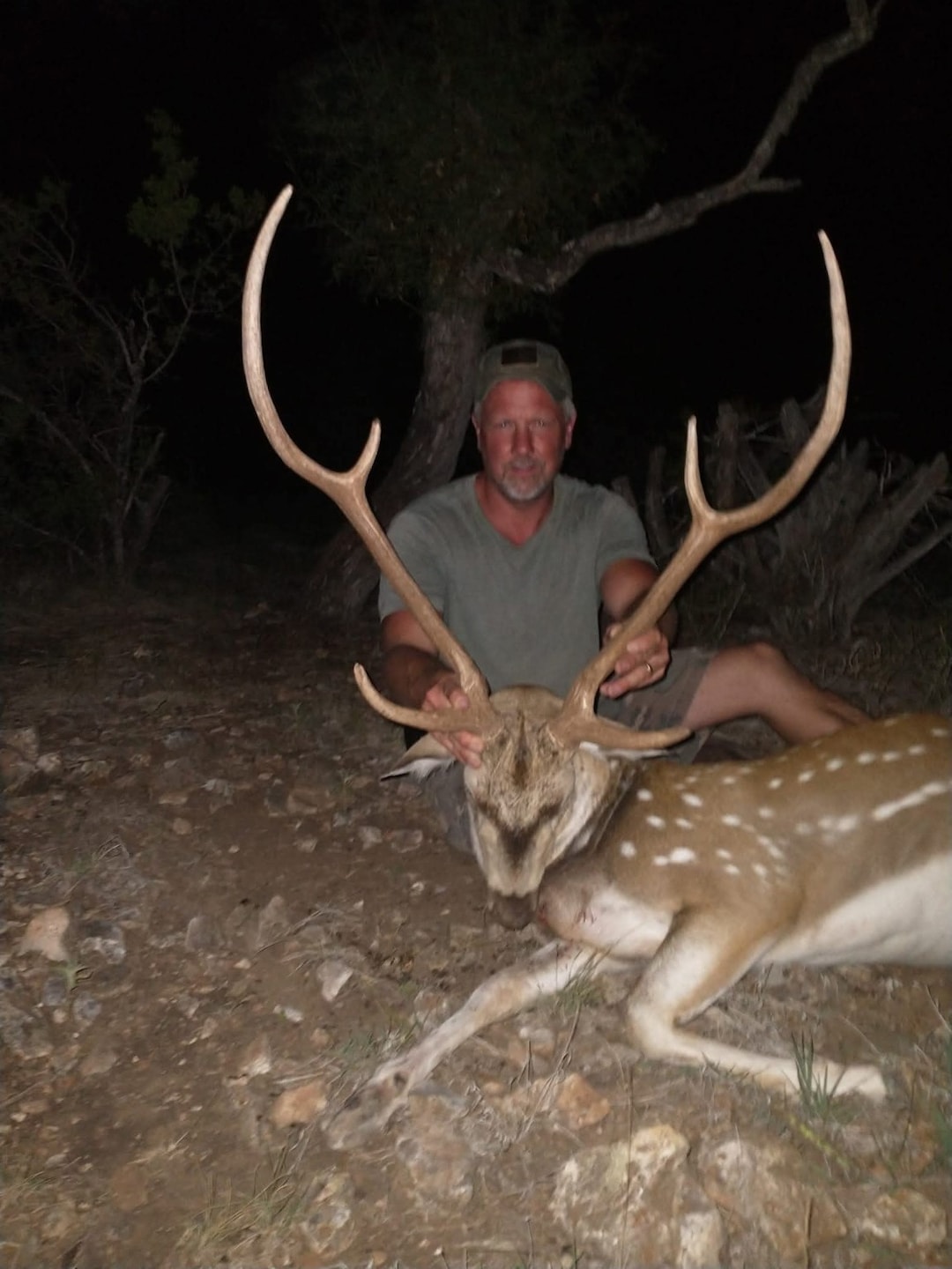 919 Sd unit 16010, Rocksprings, TX 78880 - photo 1